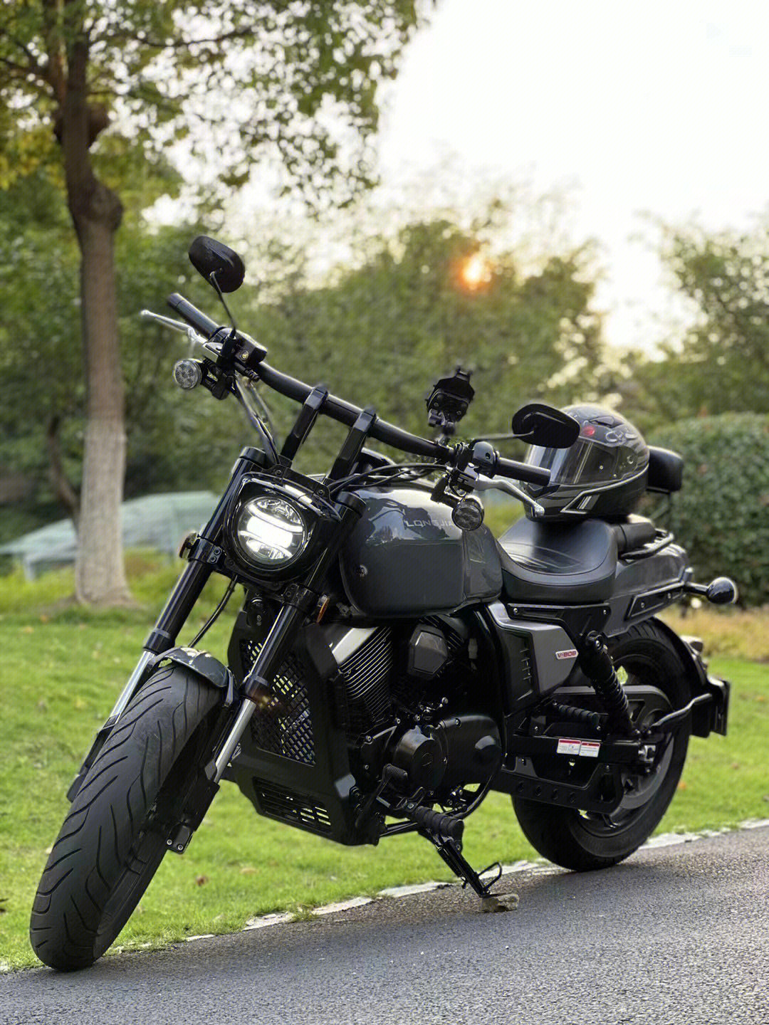 龙嘉踏板摩托车 150cc图片