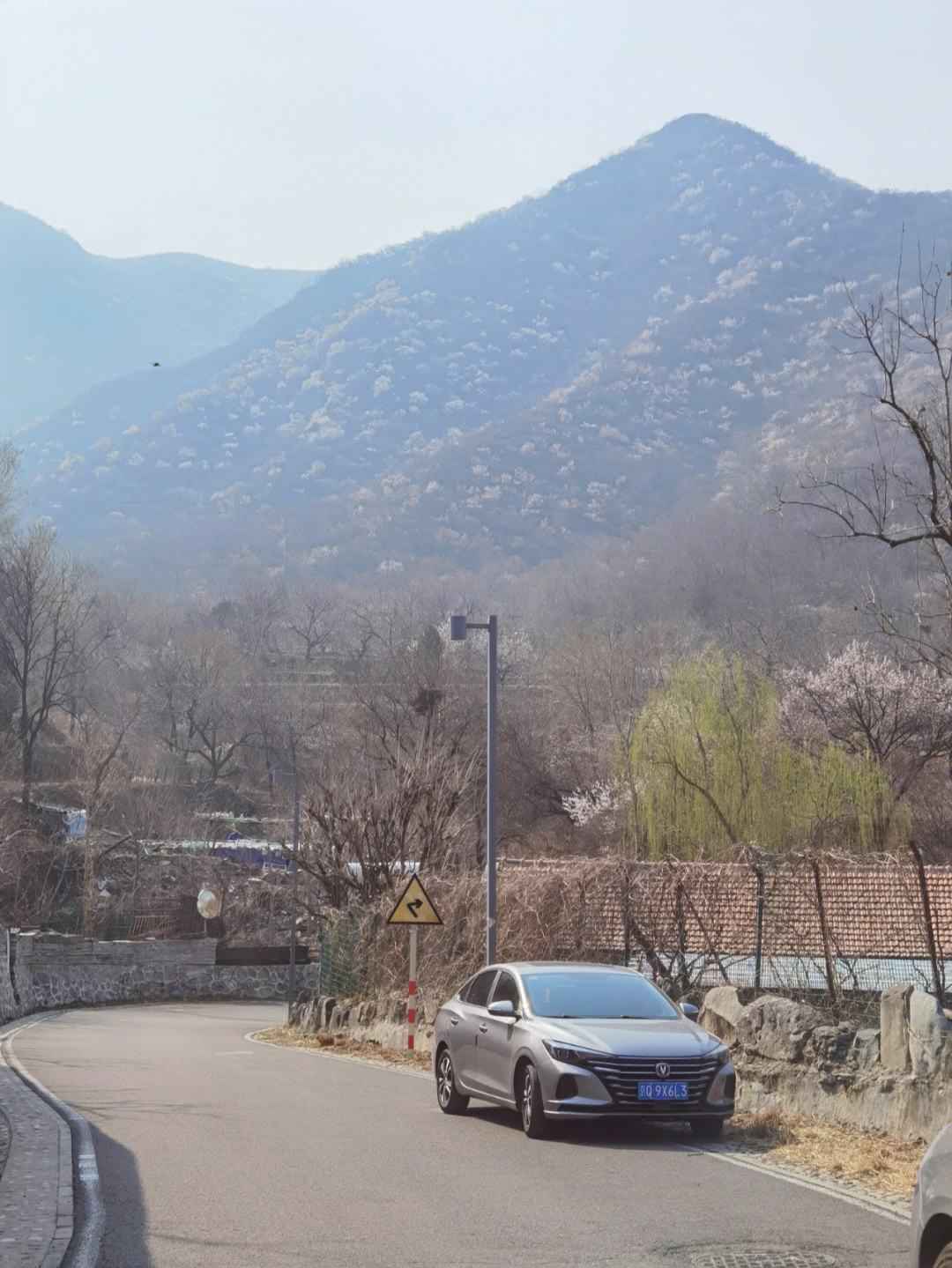 北京门头沟梨园站届女图片