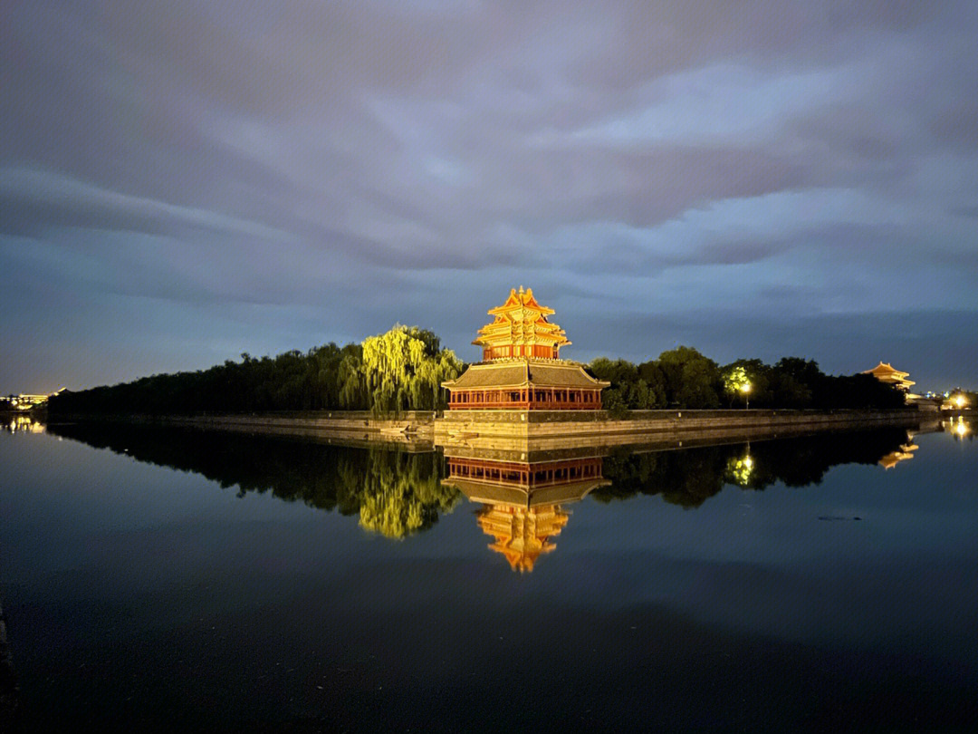 故宫角楼夜景几点亮灯图片