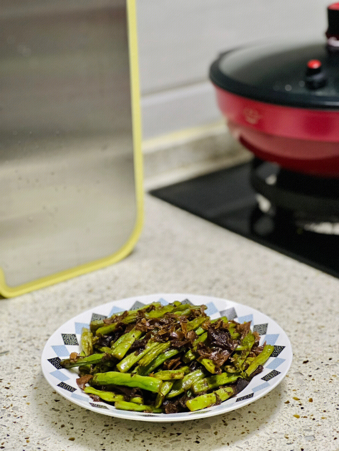 梅干菜炒豇豆图片