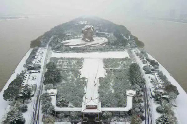 橘子洲雪景图片