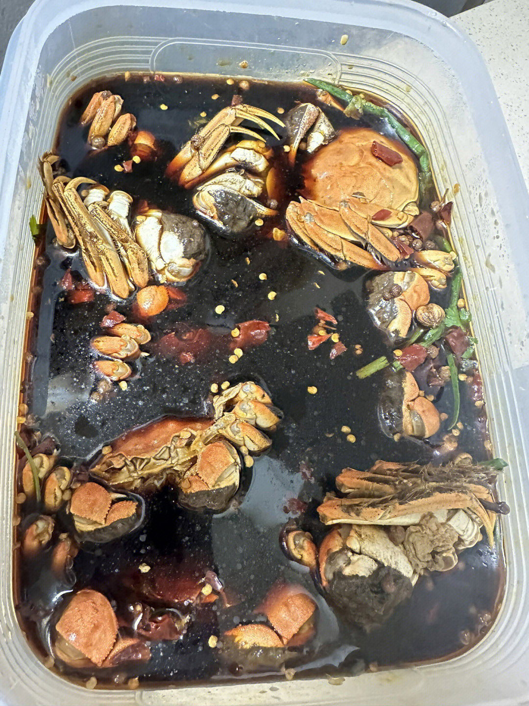 最近螃蟹真的超级肥美除了清蒸,还可以红烧,呛烧,蒸蛋一蟹多吃