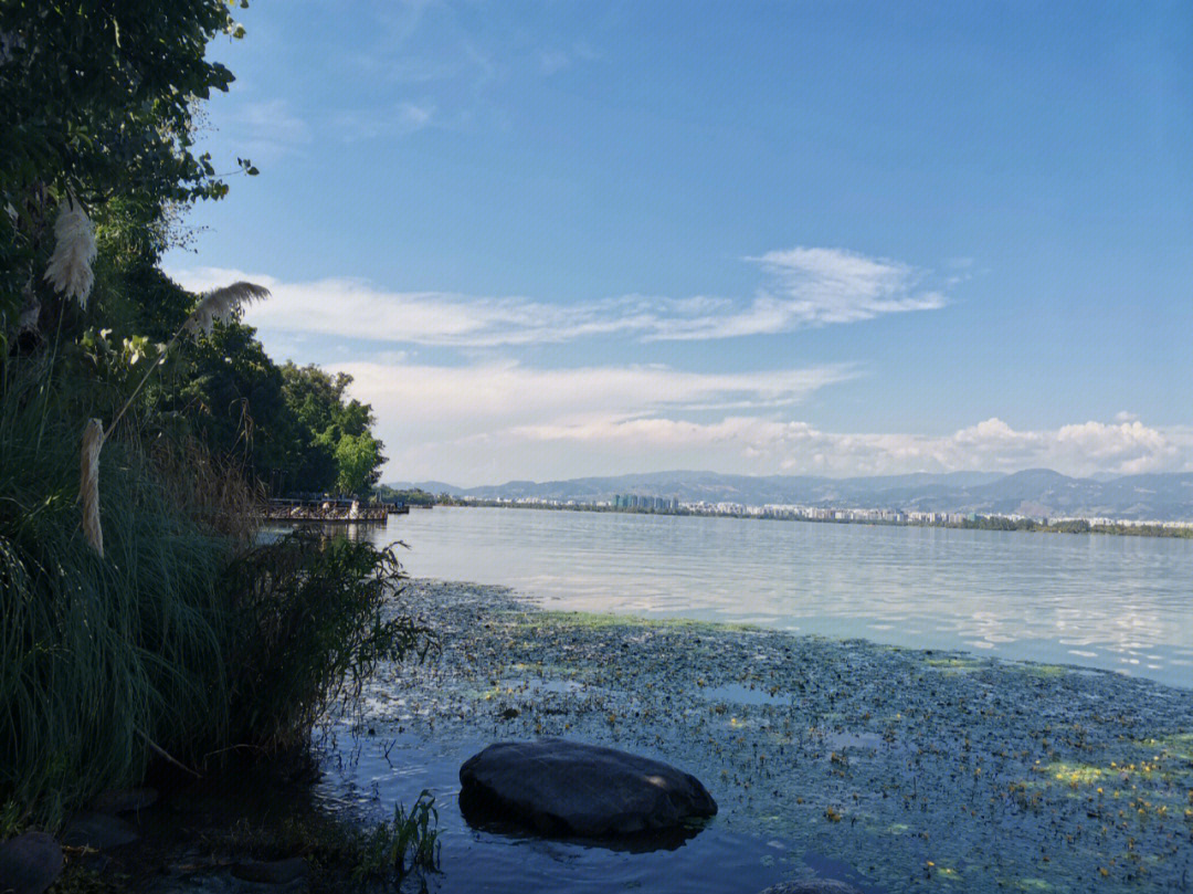 国庆回家顺便去了西昌,虽然很晒但邛海边很舒服啊#国庆节旅游