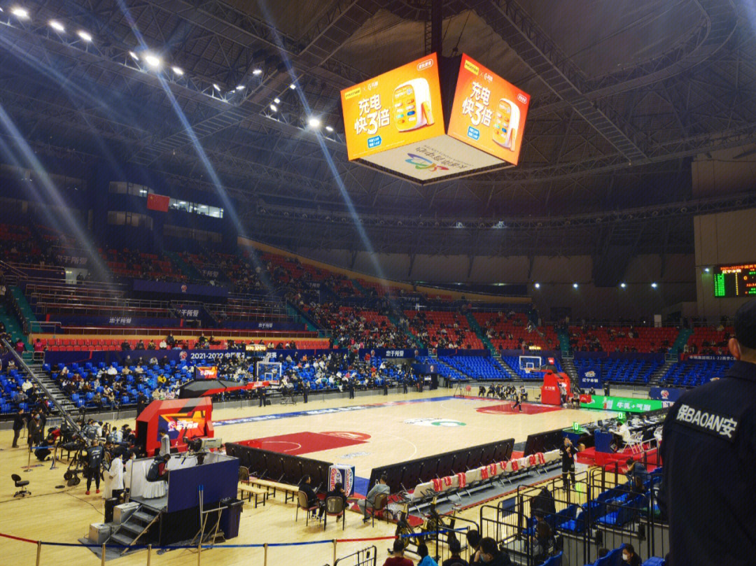 武汉五环体育馆座位图图片