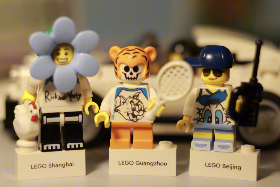 目前全国一共94家lego可以定制小人仔 国庆广州正佳广场乐高开业啦
