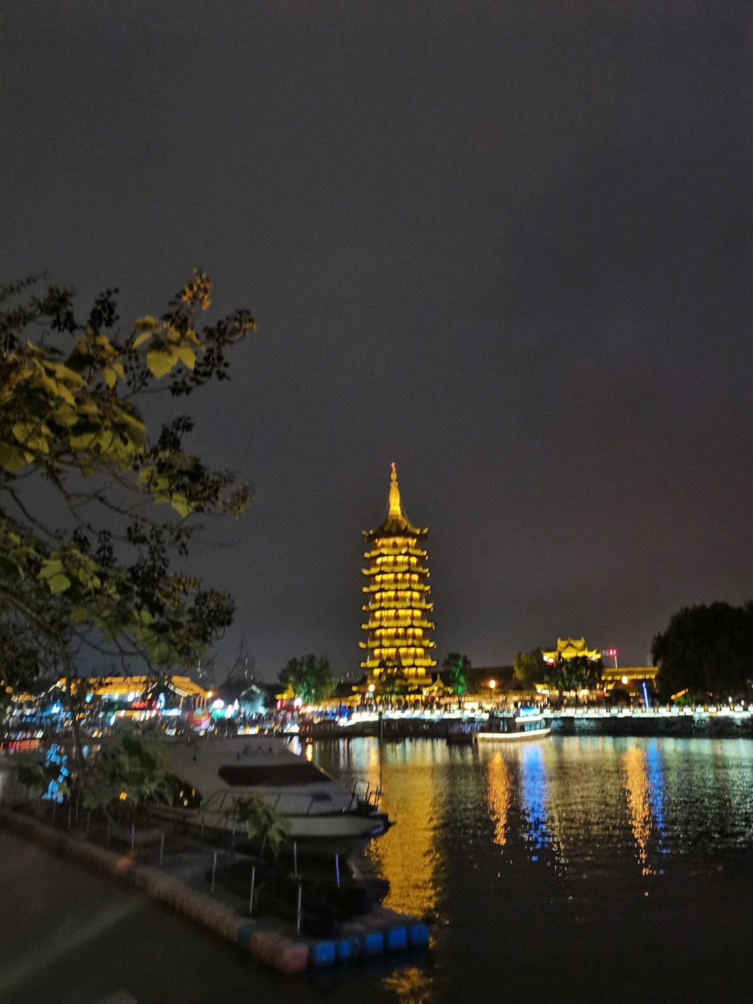 里运河文化长廊 夜景图片