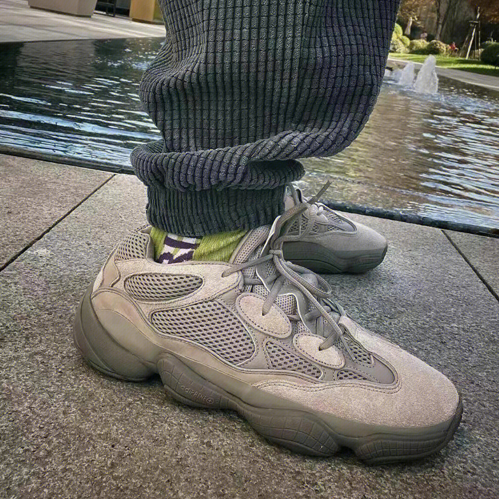 阿迪达斯adidas yeezy 500水洗灰椰子老爹鞋