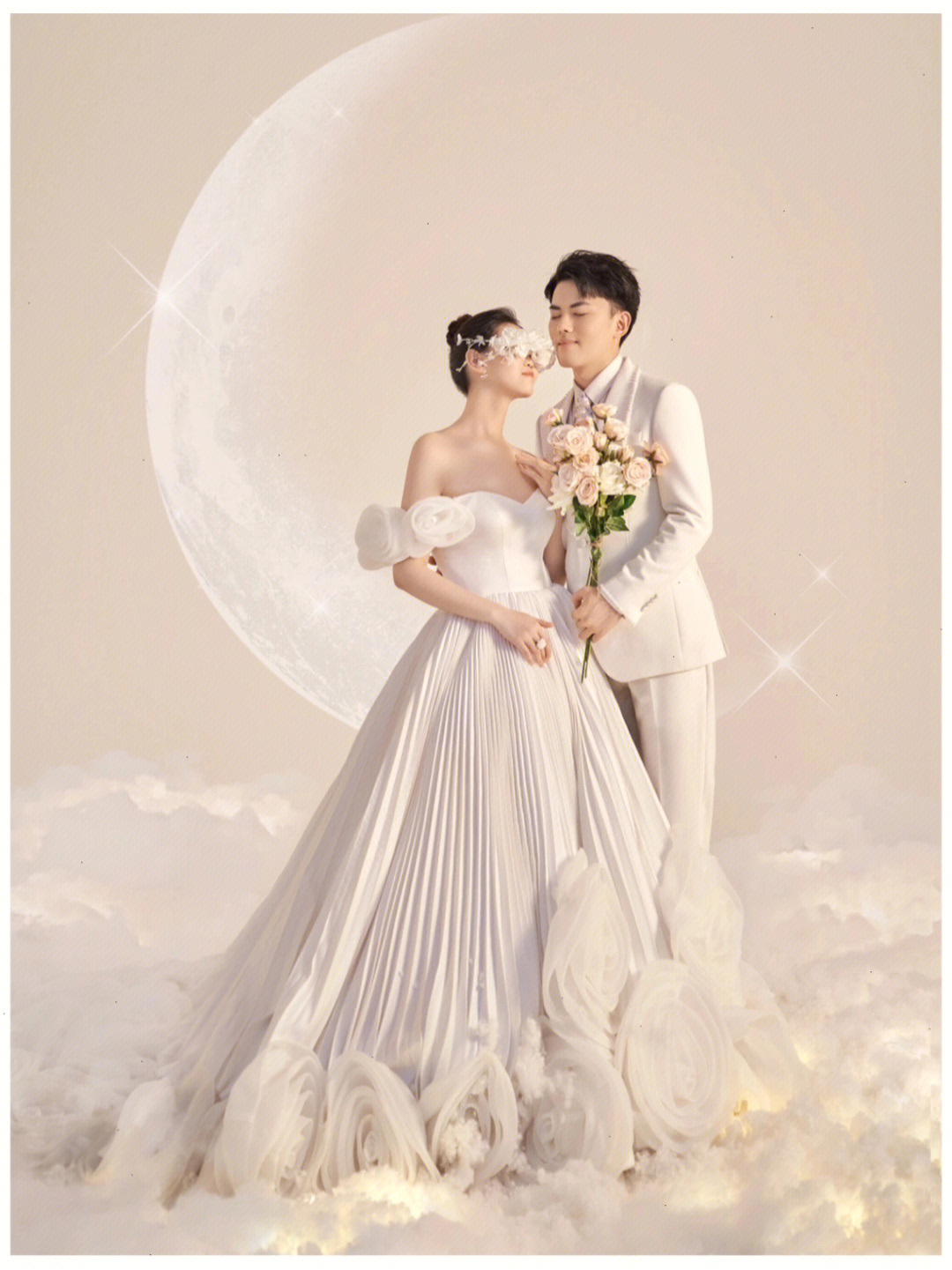 婚纱照整个画面真的浪漫哭皎洁的白月光闪闪发光7815星光与灯光