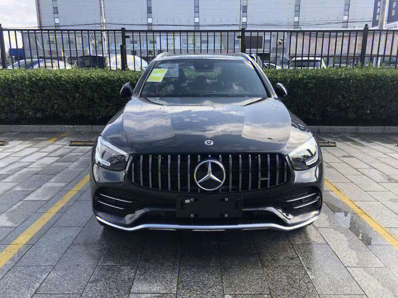 奔驰glc43amg4matic60现车优惠90000