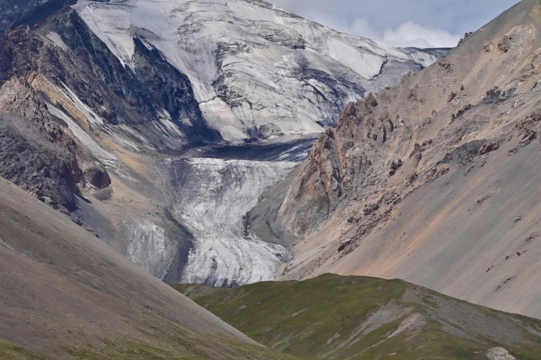 阿尼玛卿雪山山神图片