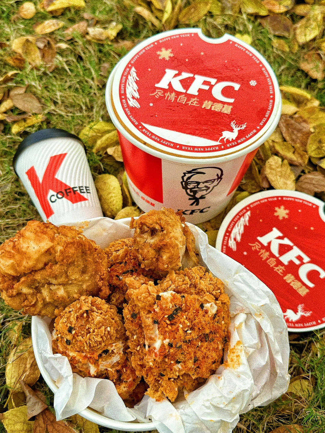 kfc圣诞炸鸡桶图片