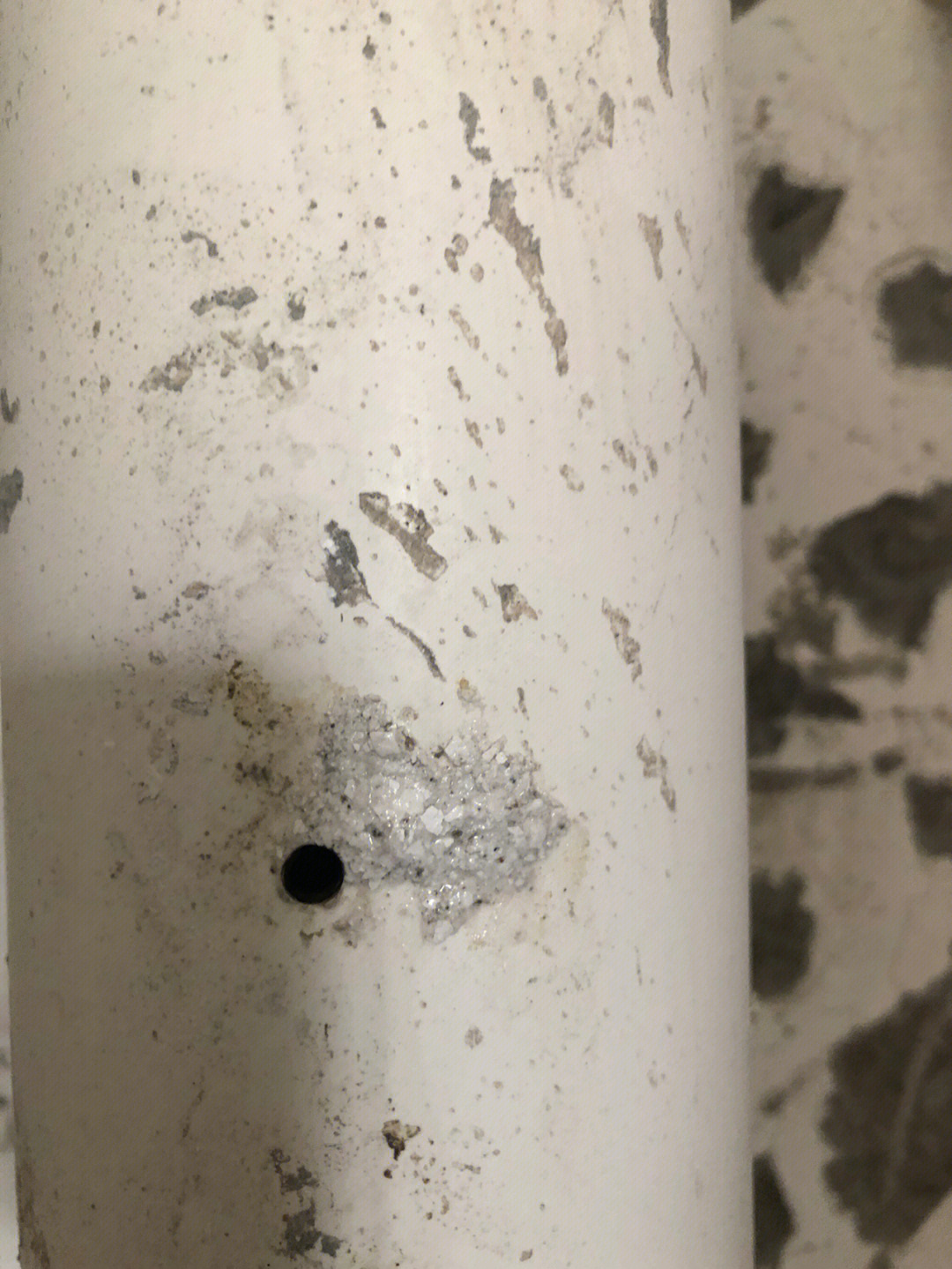 下水管打拆的时候弄了两个洞 有办法修补吗 这个水管是连接楼上楼下的