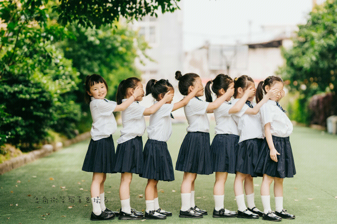 欢笑与热泪的幼儿园毕业照我们都是好朋友