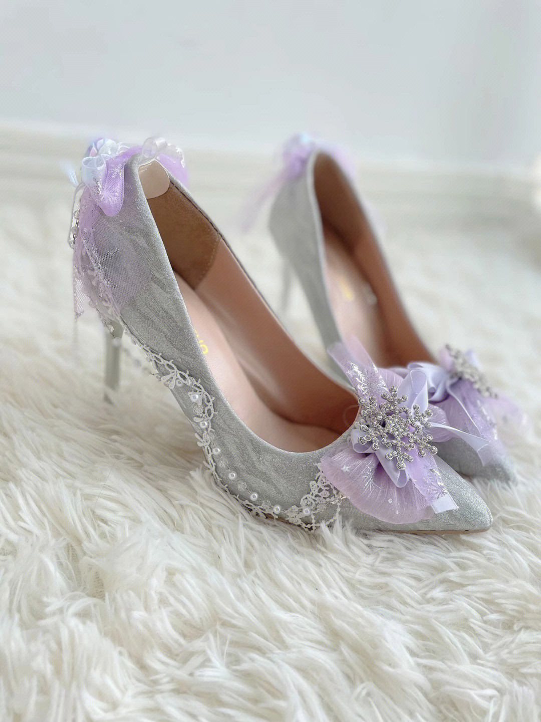 洛丽塔#高跟鞋#水晶鞋 快看,这是像冰雪公主穿的鞋子哎!