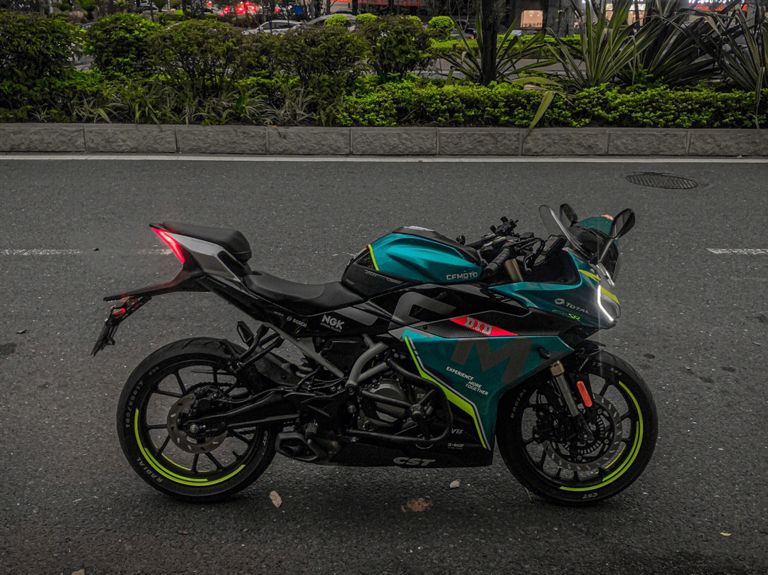 春风250sr赛道版