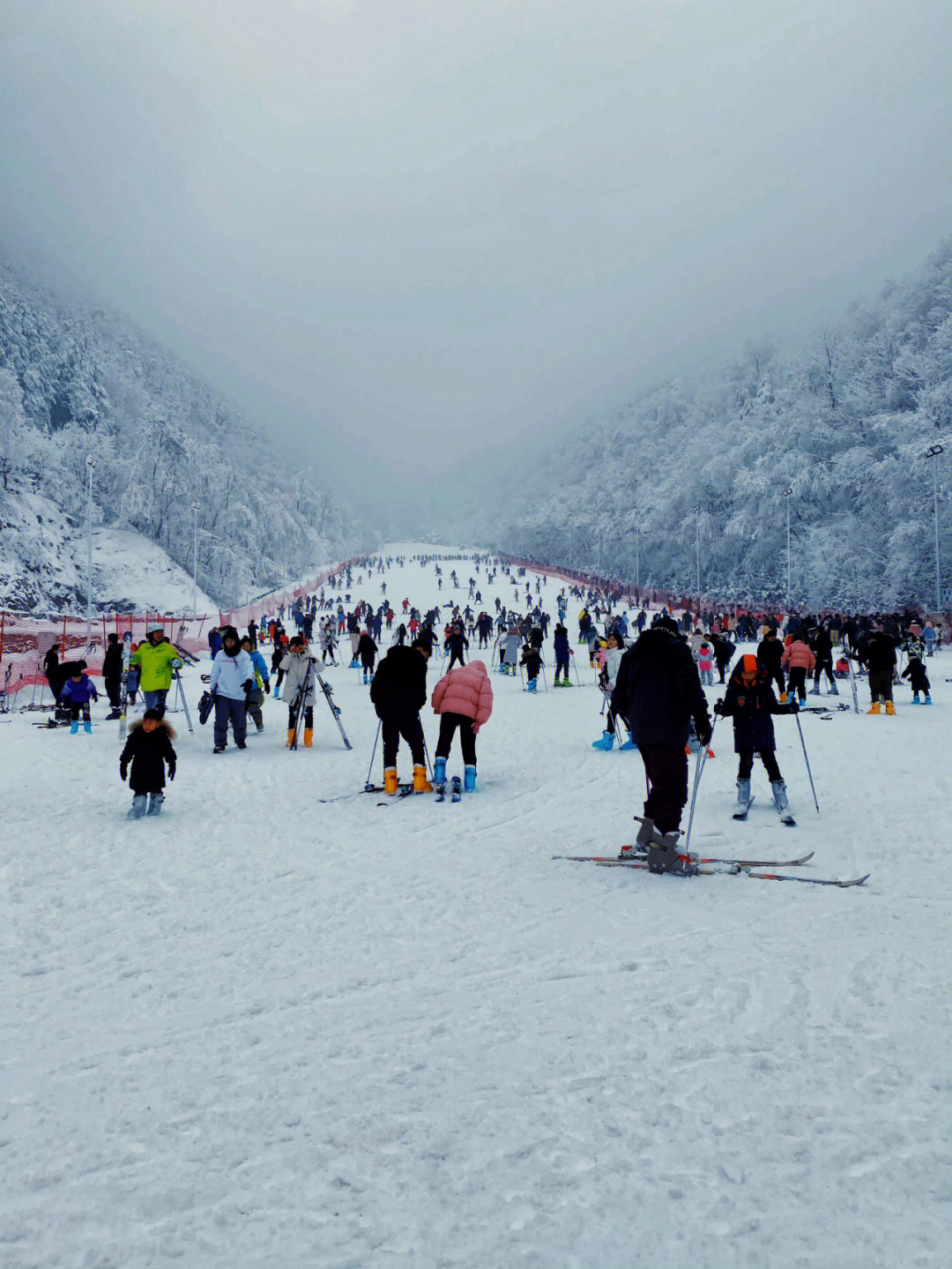 华阴滑雪场图片