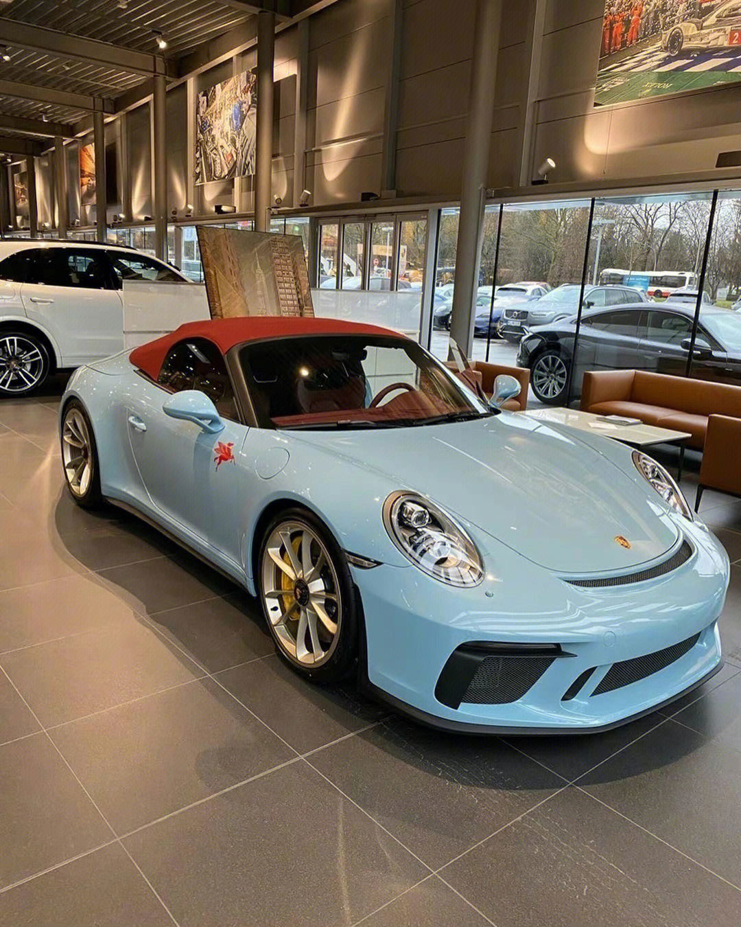 一枚里外一样骚的保时捷911 speedster