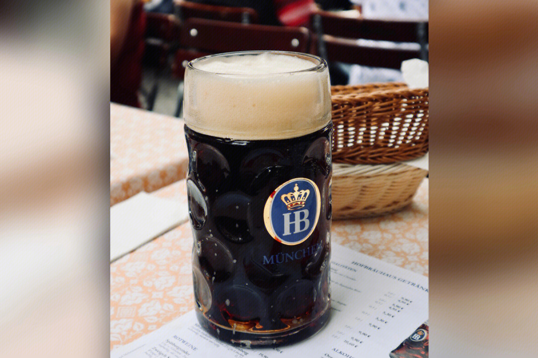 9, 80331 münchen, germany95pros:来这家举世闻名的宫廷啤酒屋