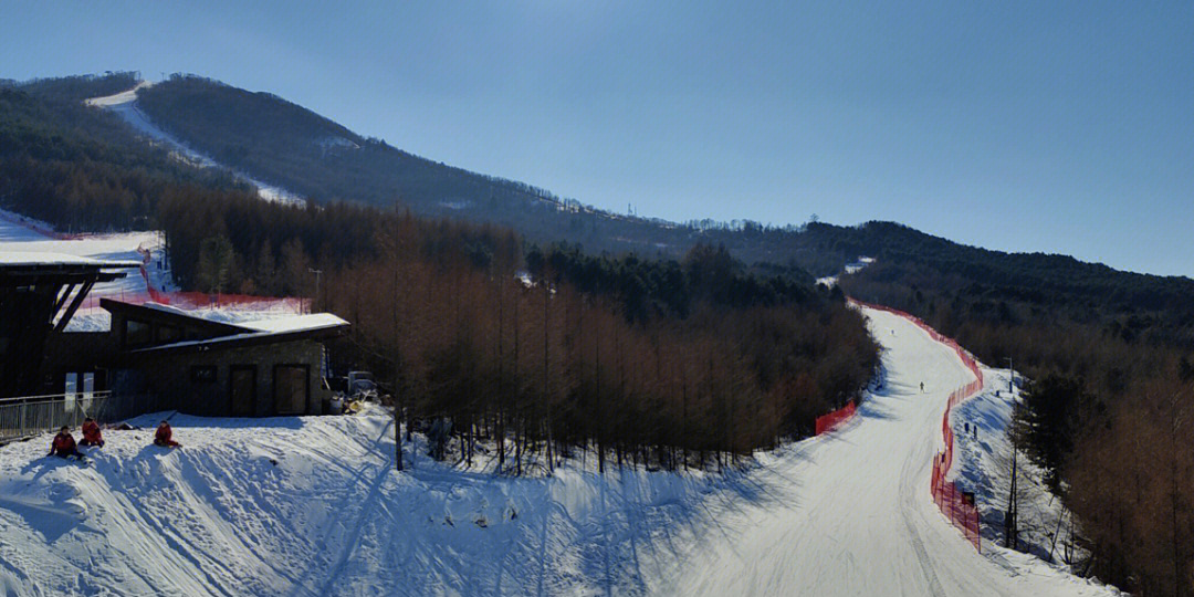 万峰滑雪场雪道介绍图片