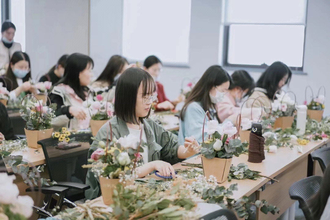 西安花艺沙龙花艺diy活动企业花艺定制