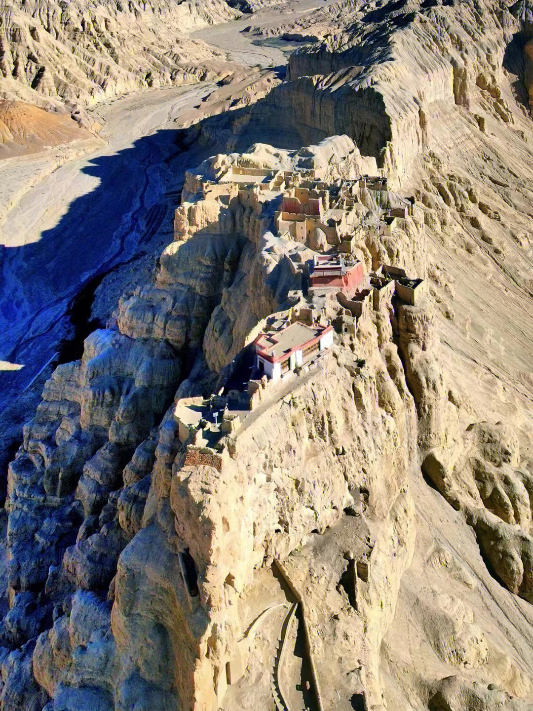 航拍西藏阿里古格王朝遗址