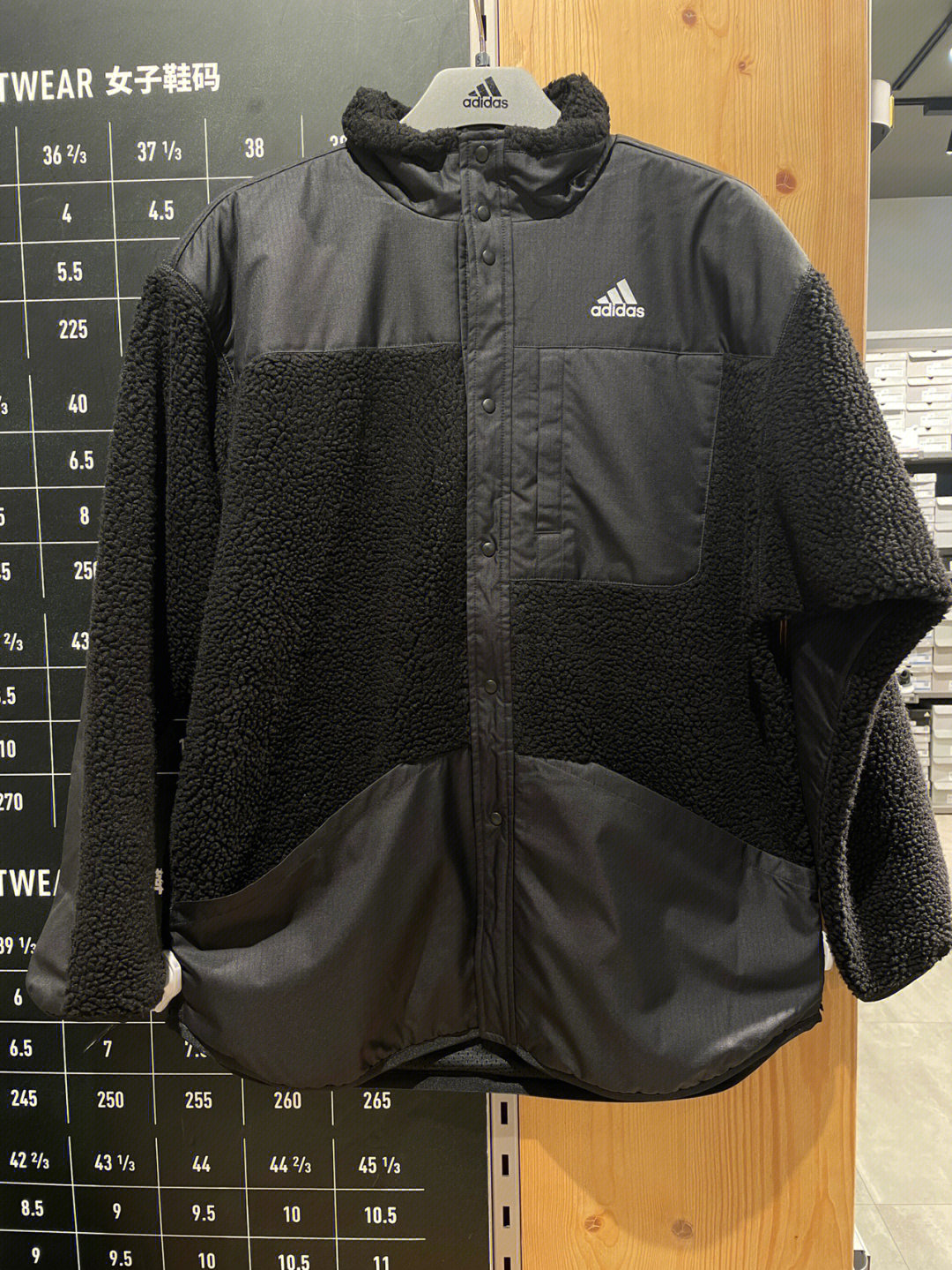 阿迪达斯adidas男款外套