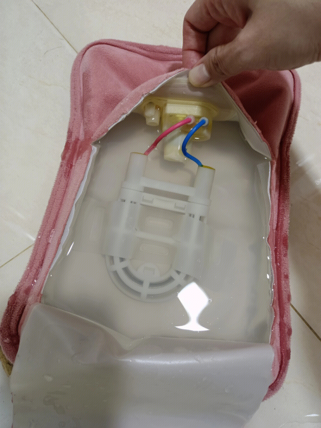 电热管式热水袋内部图片