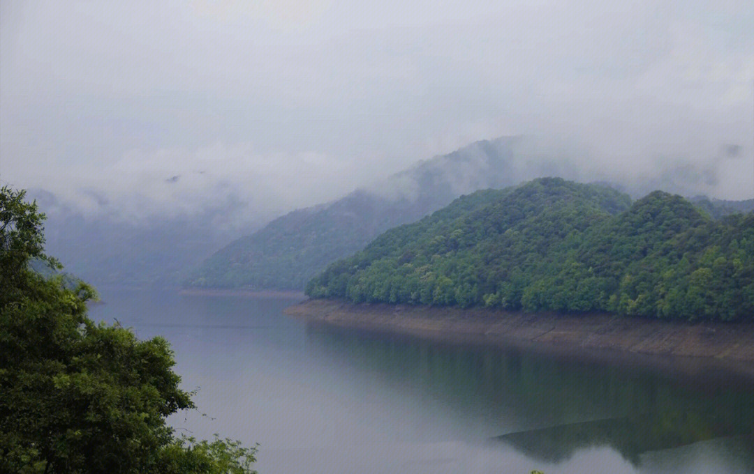 四明山在哪里图片