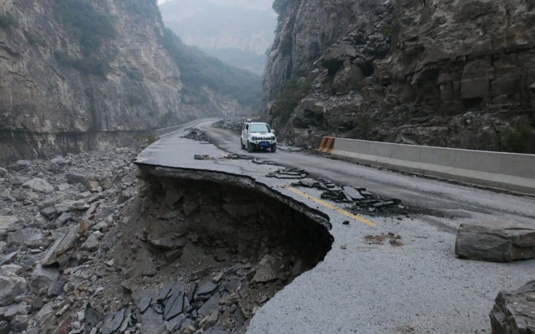 16年石家庄雨水大,314省道被冲毁如今已经重新修复
