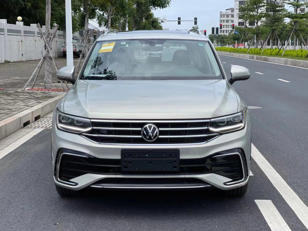 2022款大众途观l新车50公里