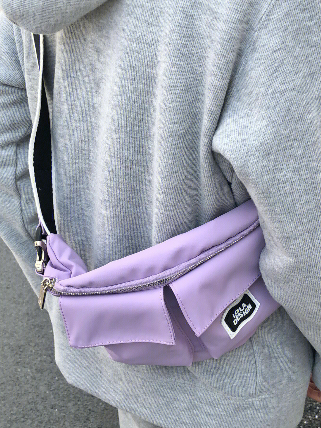 心心念念的腰包真的好惊喜质感绝绝子!这个紫色90真的00我!