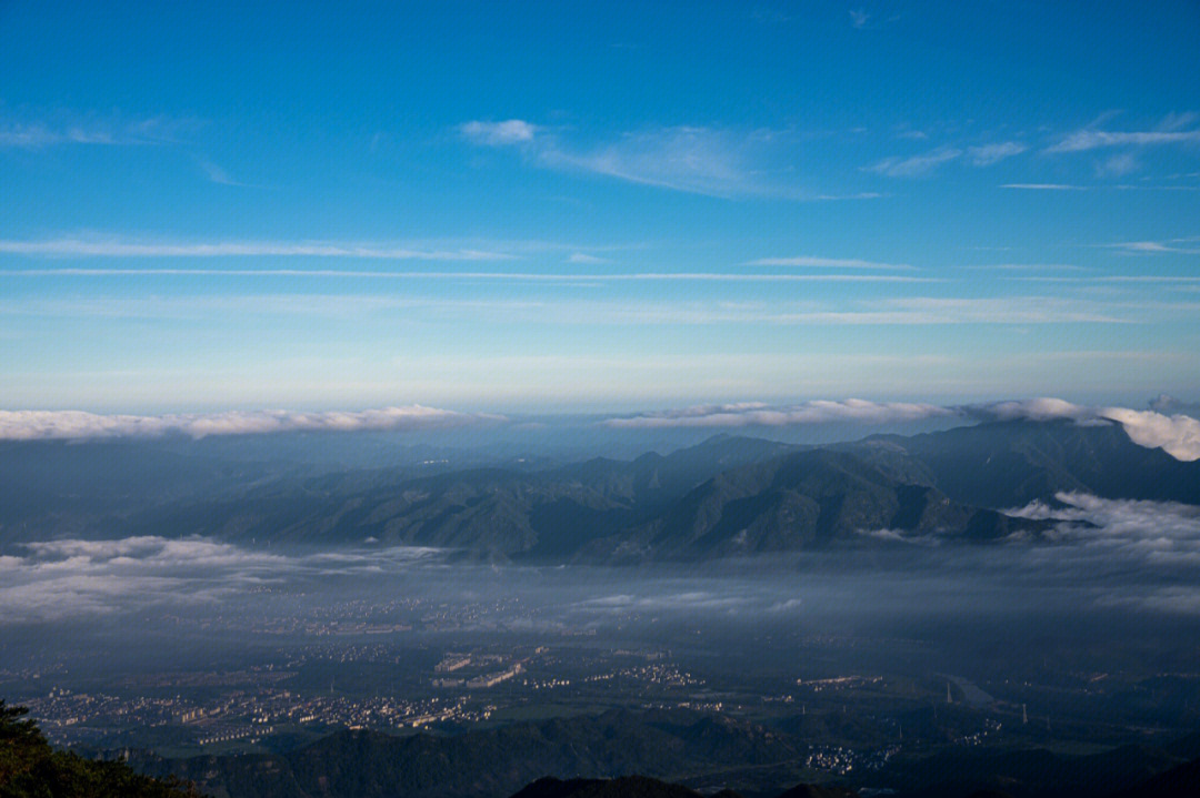 安基山和括苍山图片