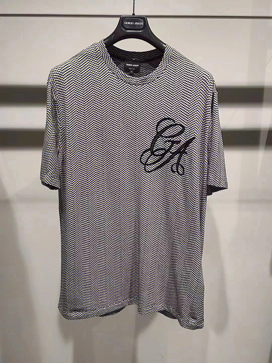 giorgioarmani新款男士tshirt刺绣galogo原价:4500折后价:3150#佛山