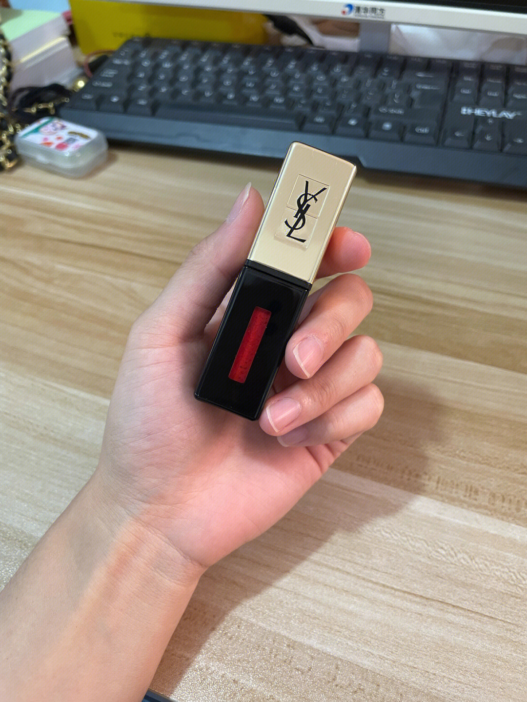 ysl12号唇釉图片