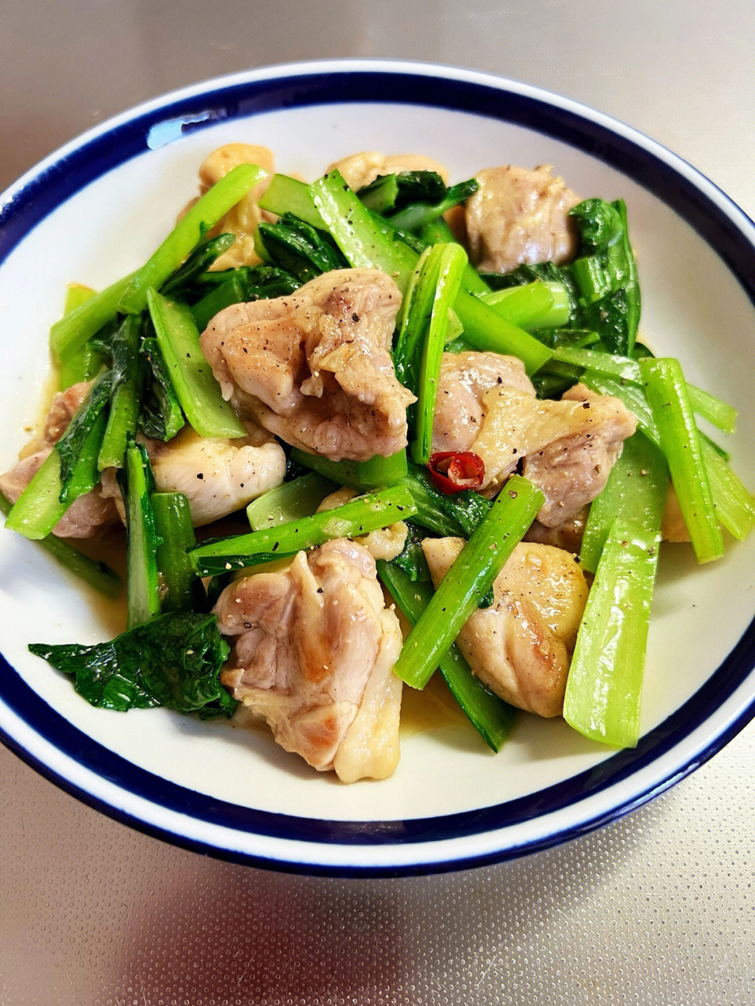 蛋白肉炒青菜图片
