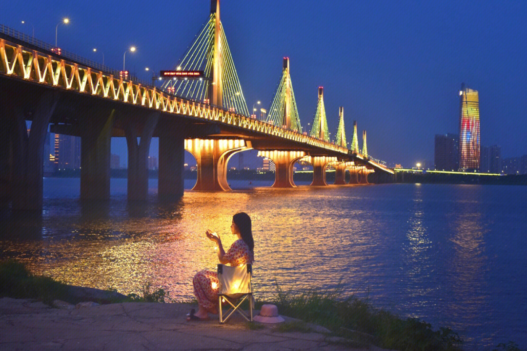 朝阳大桥夜景