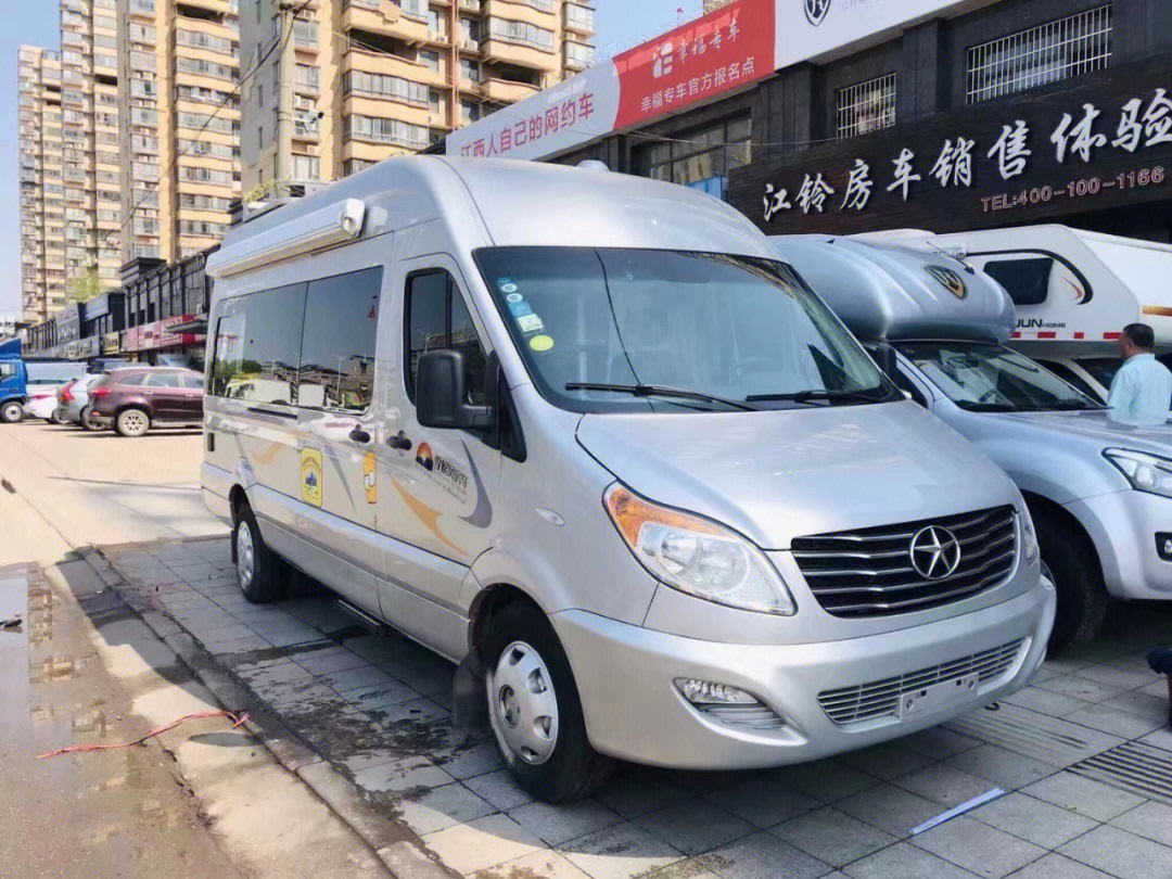 江淮房车10万一15万图片