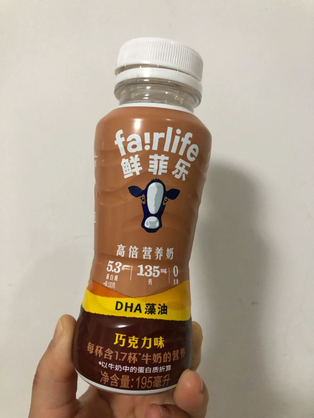 鲜菲乐巧克力牛奶