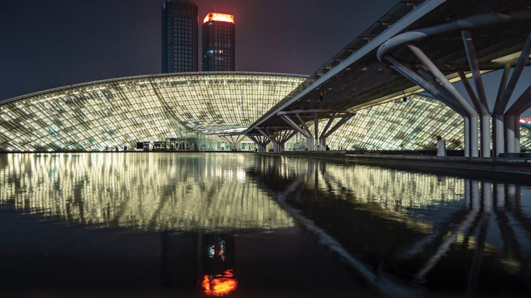 天津文化中心 夜景图片