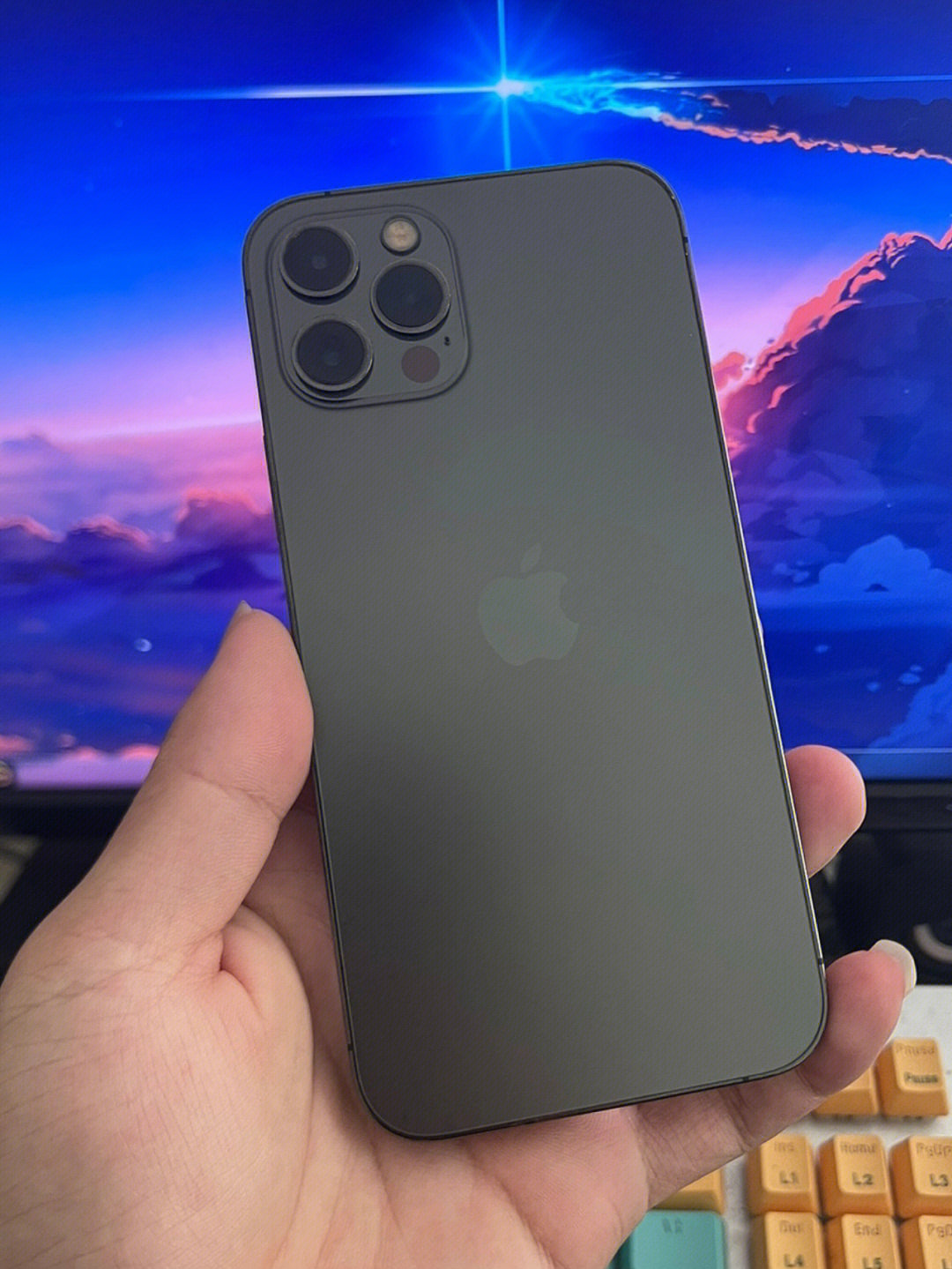 苹果12promax送快充 美版无锁iphone12pro 顺丰速运,手机成色98新