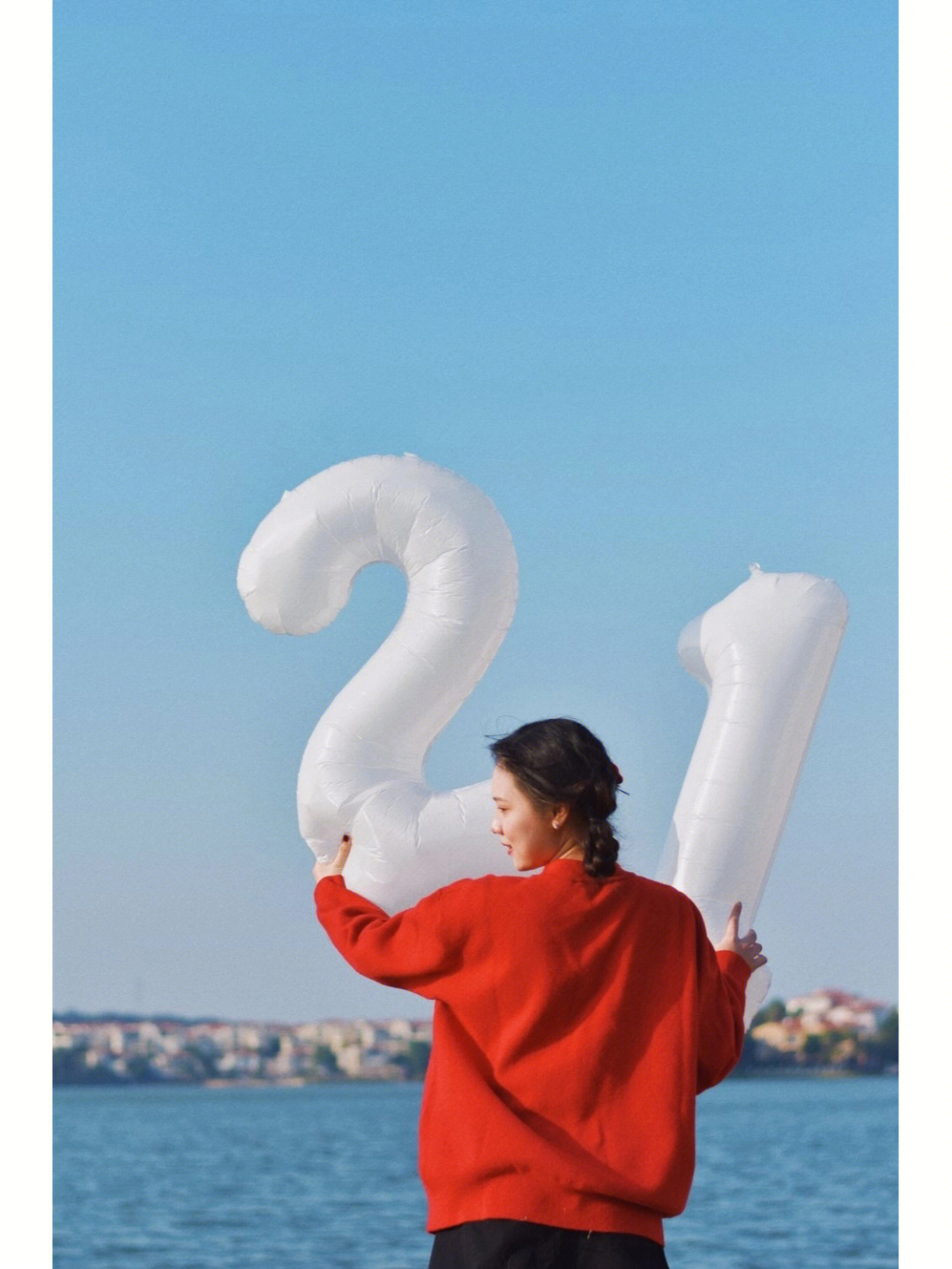 生日数字气球写真创意开启21岁吧