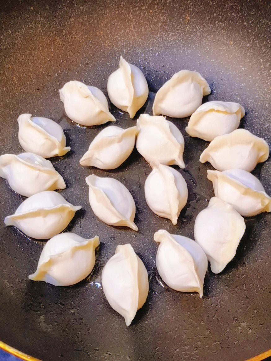 天天饮食2010冰花煎饺图片