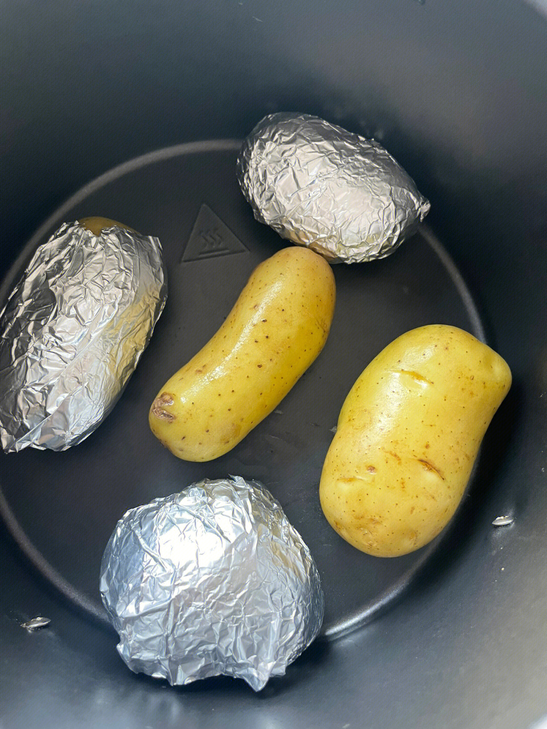 烤箱烤整个土豆图片