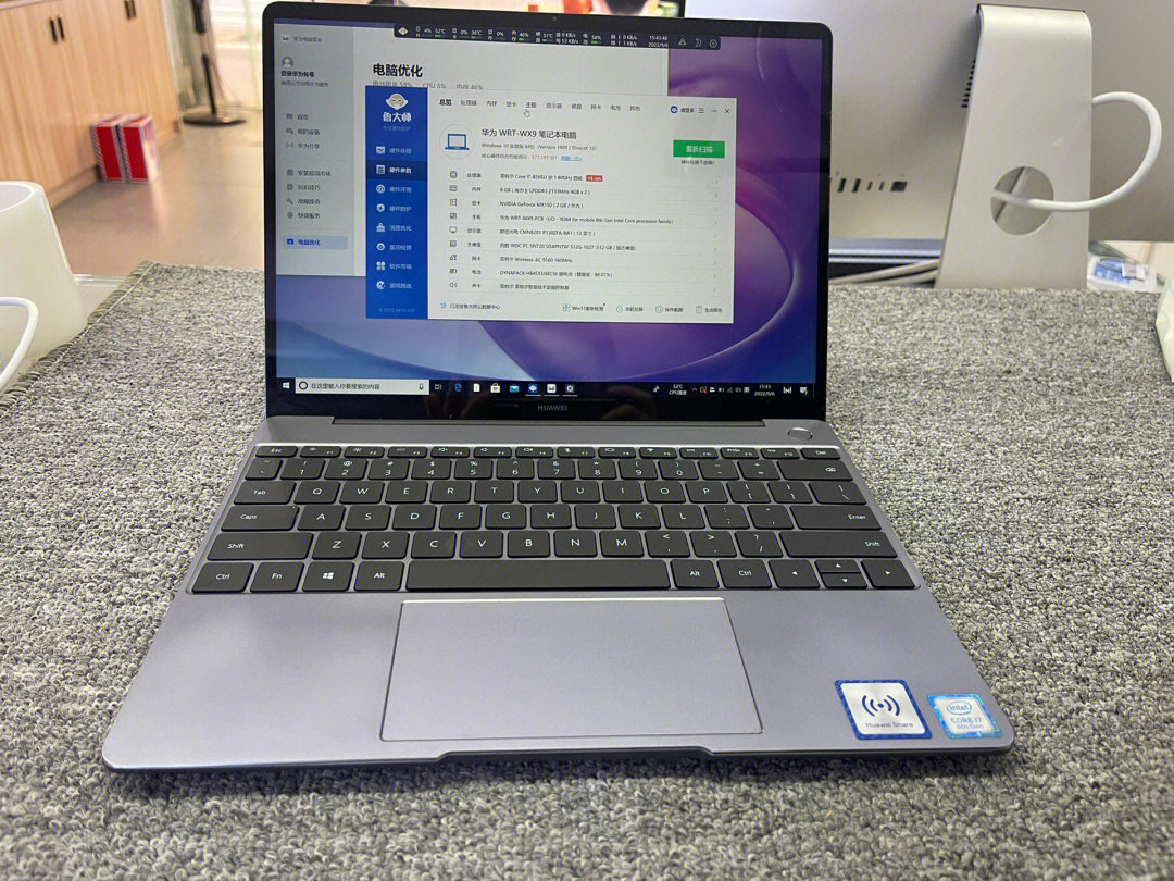 华为matebook13i78565u8512固态外观靓