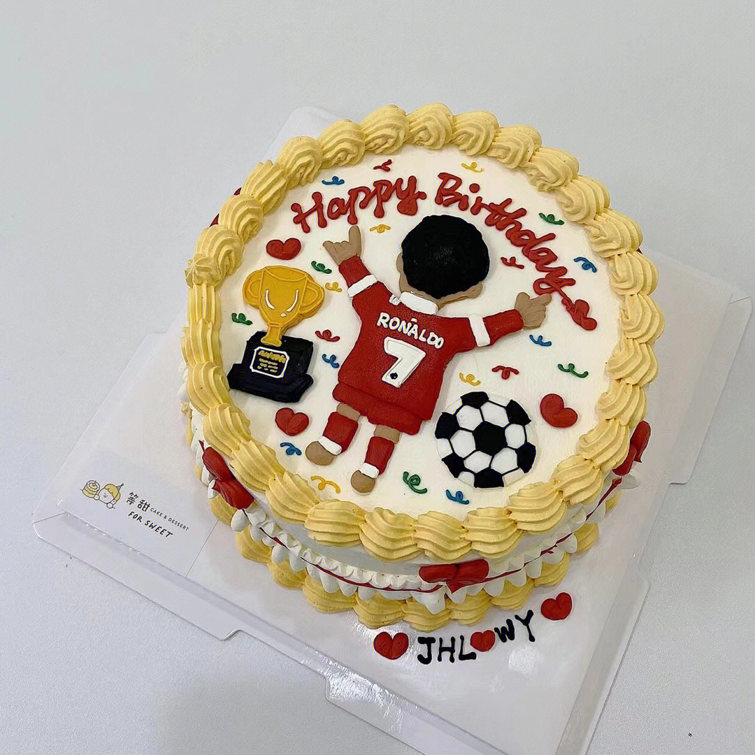 c罗足球生日蛋糕