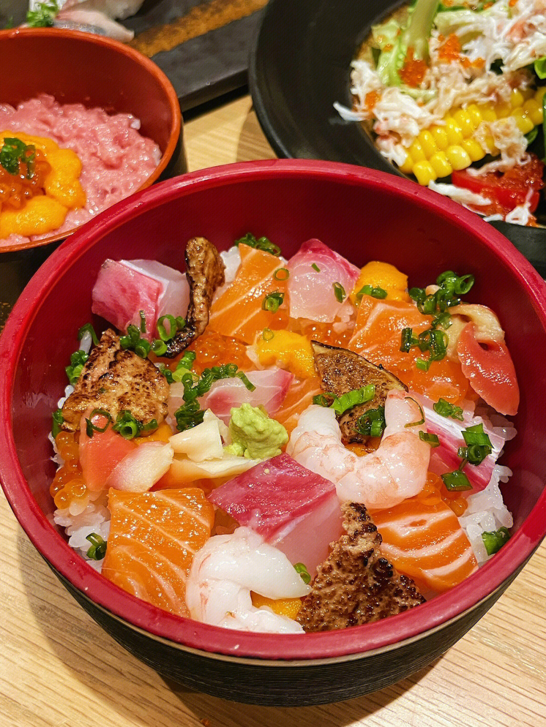 这一碗什锦海鲜丼简直魂穿日本