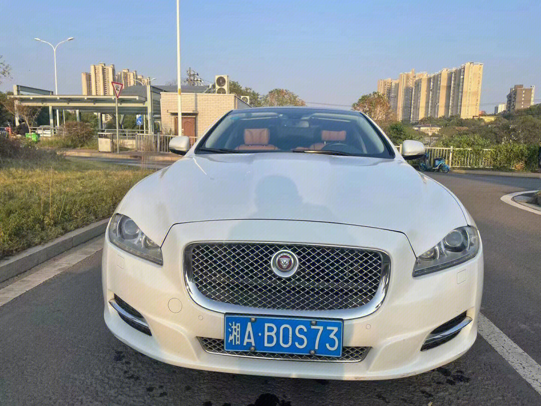 15年捷豹xjl218w