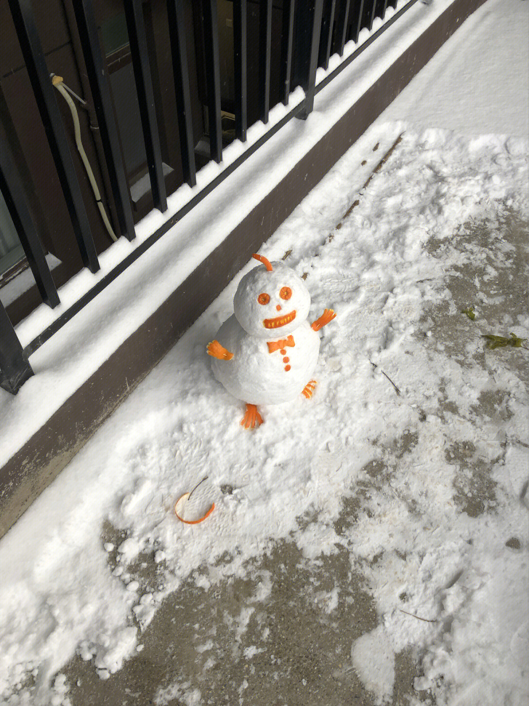 雪人是怎样堆成的图片