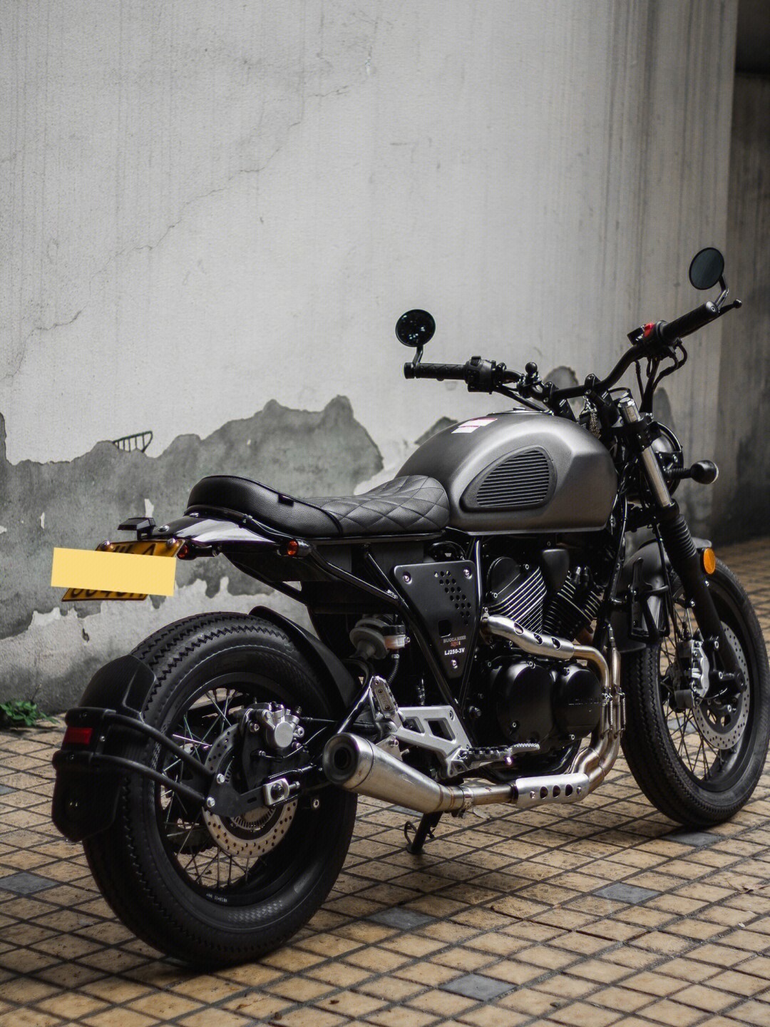 国产复古caferacer龙嘉v咖250