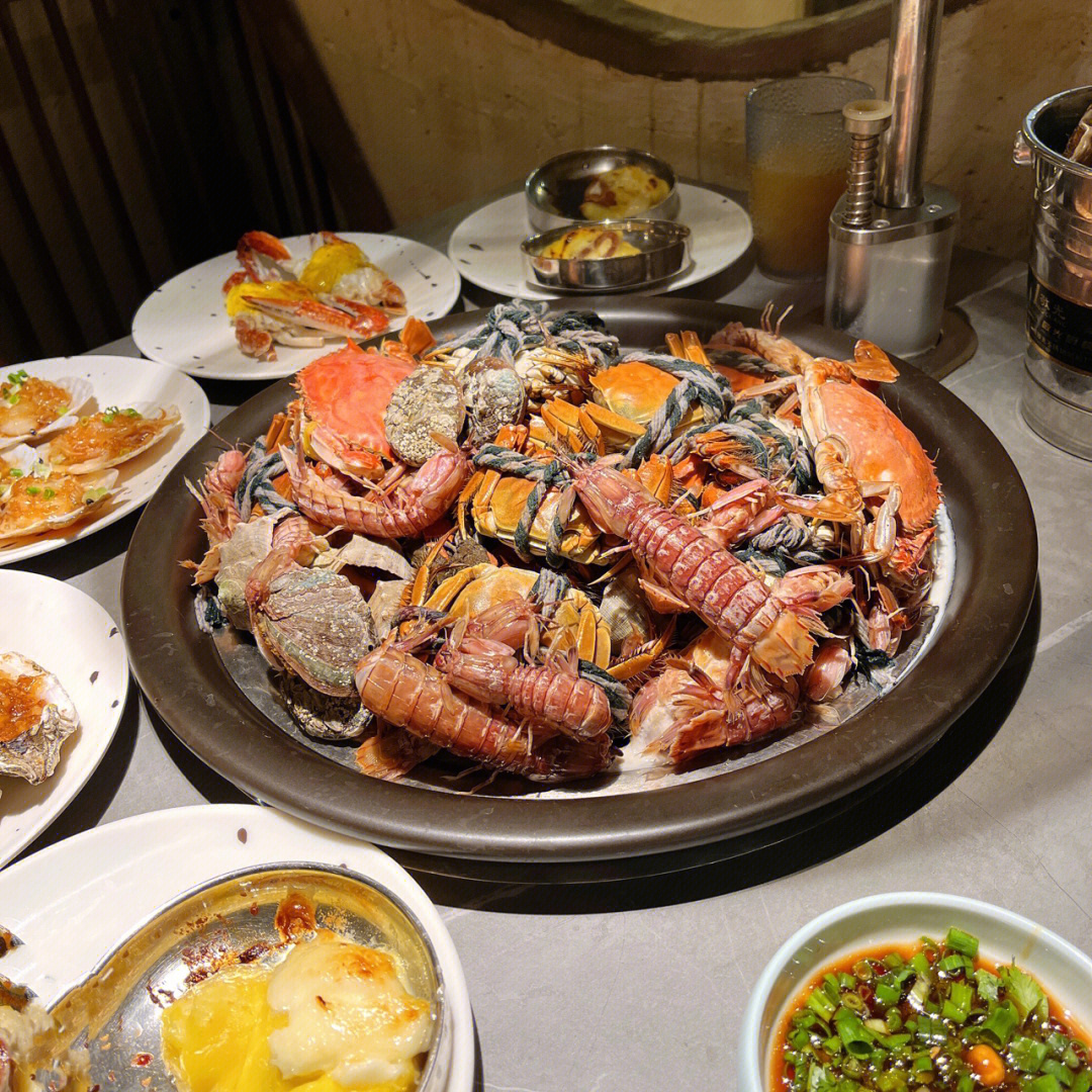 元洪城加餐海鲜自助图片